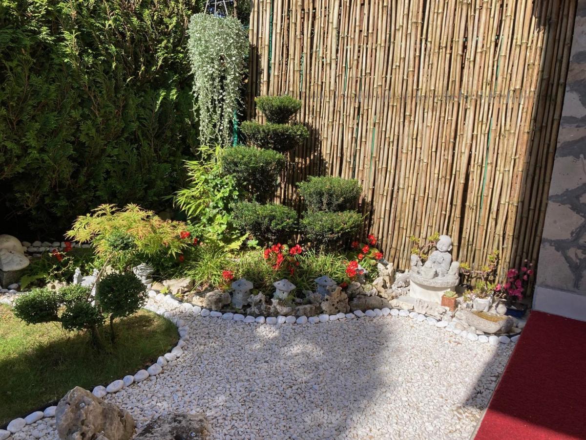 Nyaraló Japánkerttel - Apartment with Japanese Garden Balatonmáriafürdő Buitenkant foto